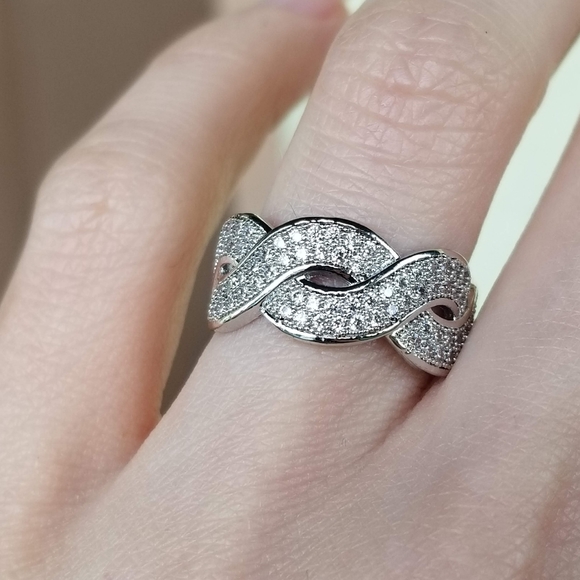 🆕️Sterling Silver-White Sapphire Infinity Ring - Picture 6 of 12